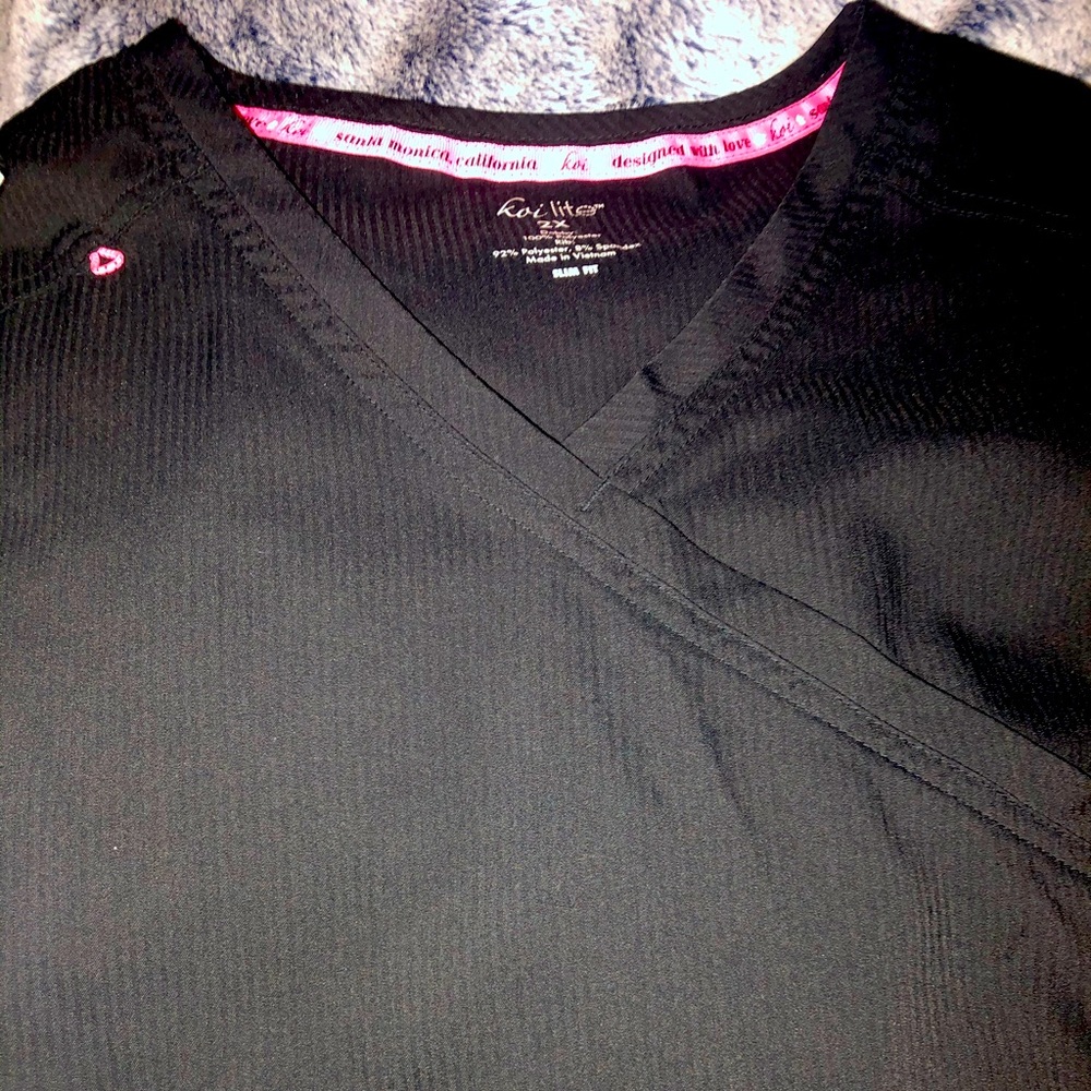 Koi Lite Scrub top Black
